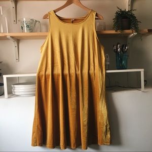🆕 Mustard/yellow velvet dress